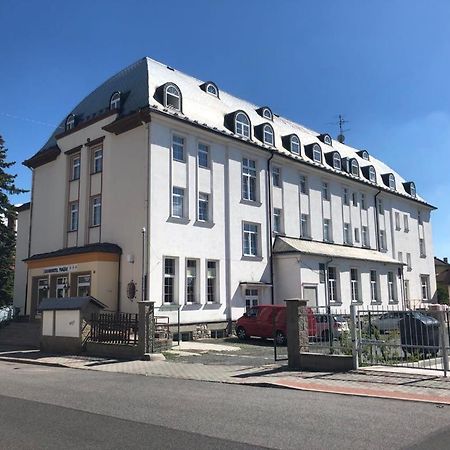 Grandhotel Nový Bor Dış mekan fotoğraf