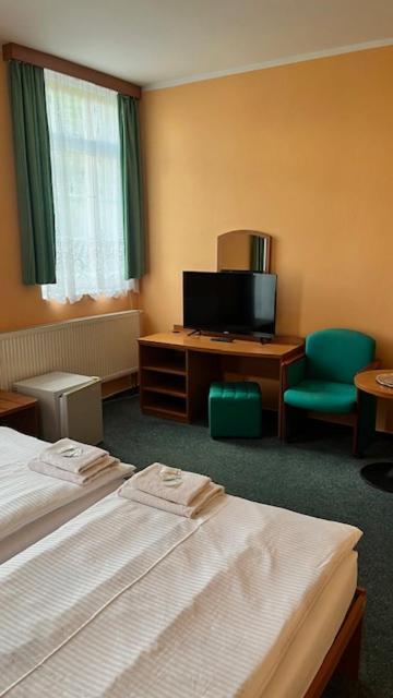 Grandhotel Nový Bor Dış mekan fotoğraf